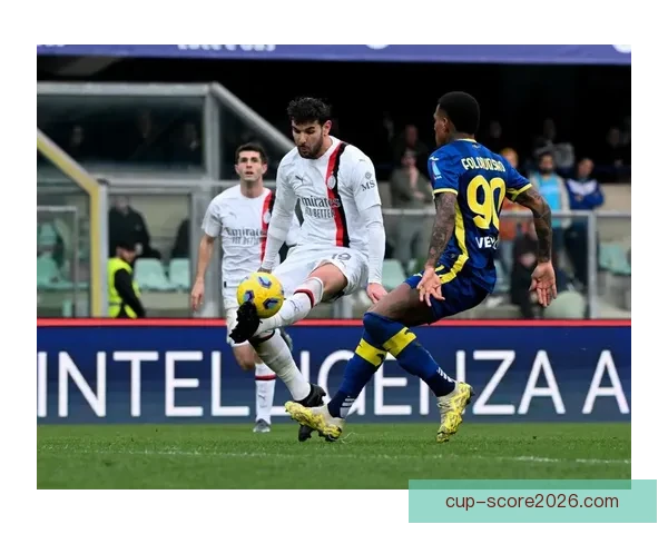 维罗纳主场惜败佛罗伦萨 法乔利制胜 苏斯洛夫与古德蒙德松染红离场